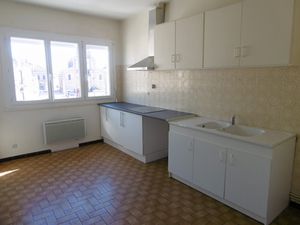 Location Appartement 4 pièces 104m²