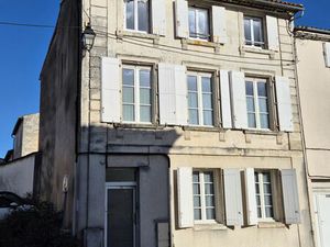 Achat Appartement 2 pièces 46m² SAINTES 17100