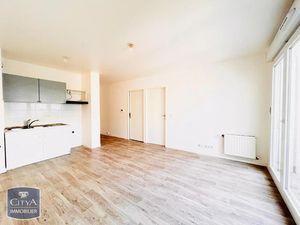 Appartement à louer 2 pièces 39.99 m² - Romainville (93) - 918€