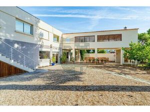 LES TROIS LUCS 13012 - REZ-DE-JARDIN DE VILLA