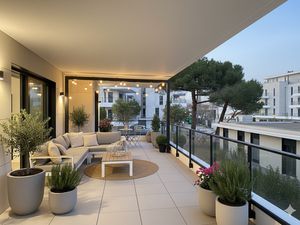 Vente appartement 3 pièces 105 m² Marseille 8 (13008)