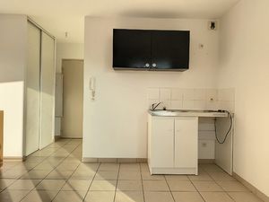 Appartement Salon De Provence 1 pièce(s) 20 m2