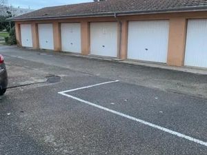 Parking à louer - Charvieu-Chavagneux (38) - 90€
