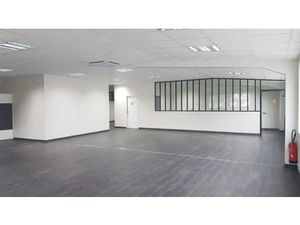 A LOUER - LOCAL ACTIVITÉ / COMMERCE DE 407 M²