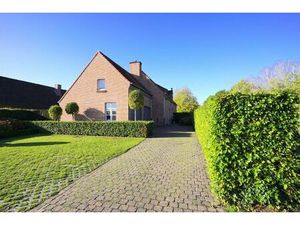 Ontdek deze gezellige eigendom op 1097 m² - 4 slaapkamers +bureel