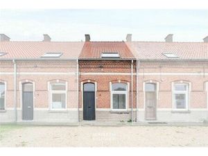 Volledigvernieuwde woning op unieke ligging met 2 slaapkamers en E-peil 45