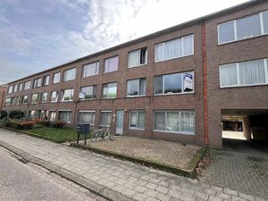 Instapklaar 2-slaapkamer appartement met terras en garage
