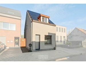 Gezellige gezinswoning met tuin en werkplaats in het centrum