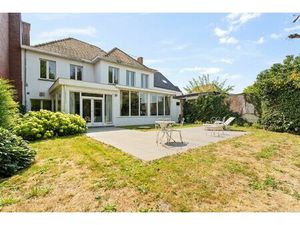 Voormalige dokterswoning  zeer unieke woning mt grote oppervlakten