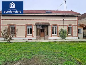 Vente maison 6 pièces 135 m² à Troyes (10000)  222 000 €