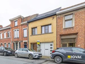 Verrassend ruime woning in centrum Izegem met 4 slaapkamers en tuin