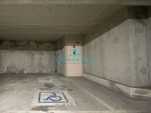 Location Parking ST LAURENT DU VAR 06700