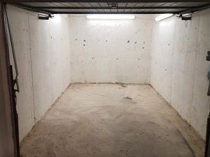 Location Parking CANNES 06400