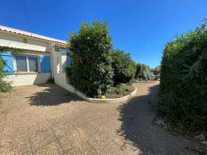 Villa T5 Rénovée Grand Garage/Sous-Sol & Terrain Piscinable Quartier Calme Proche...