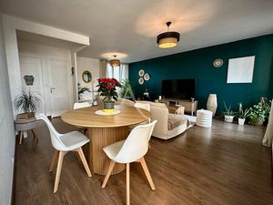 Appartement 3 pièce(s) 76 83m²
