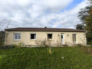 Vente maison 5 pièces 87 m² Montguyon (17270)