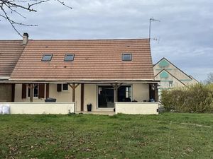 Vente maison 138 m² à Villers-cotterets (02600)  241 000 €