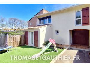 Maison familiale T5 de 115m2 sur une parcelle de 219m2