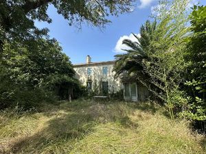 Maison en pierre à rénover