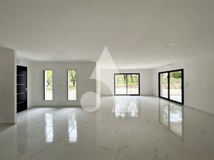 Vente maison 5 pièces 126 m² à Cahors (46000)  269 980 €