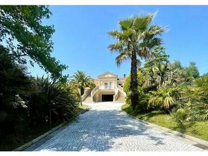 Maison 4 pièce(s) 235 m2