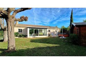 Entraigues Sur La Sorgue - Plain pied de 118 m² 4 chambres - 700 m² de terrain