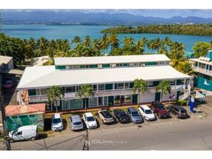 Local Commercial à Louer à Jarry - Bord de Mer  Guadeloupe