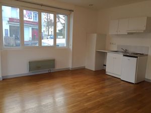 A LOUER - Appartement 2 pièces TERRASSE  CAVE ET STATIONNEMENT  de 37.06 m²