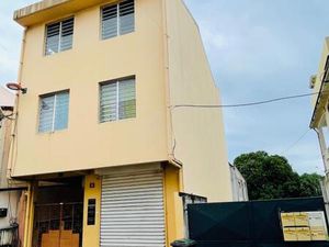 Ensemble immobilier : Bâtiment + maison à vendre