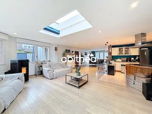 Vente maison 5 pièces 135 m² à Saint-Laurent-Blangy (62223)  279 900 €