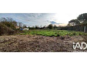 Vente Terrain à Aulnay (17470) : à vendre / 1222m² Aulnay