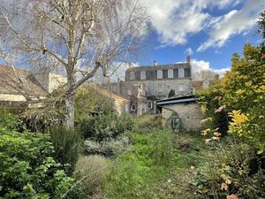 Prestigieux immeuble de rapport en vente à Caen  Normandie