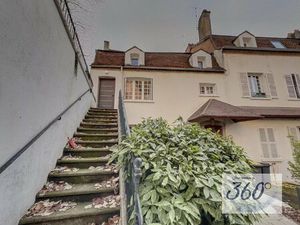 Charme unique au centre de Louhans   appartement rénové  authenticité et confort