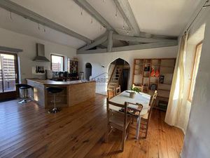 Bergerie plain-pied avec garage et jardin