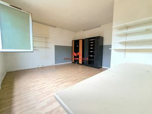 Location Local Professionnel 21m²