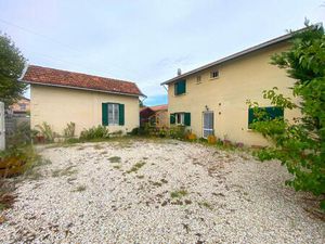 Ensemble immobilier avec 2 maisons et grange à vendre au Port de Cassy à Lanton