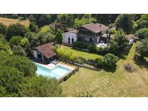 Maison de luxe 7 chambres en vente à Bordeaux  Nouvelle-Aquitaine