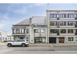 Commercieel te koop in Oostende met 4 slaapkamers