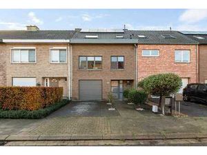 Huis te koop in Stabroek met 4 slaapkamers