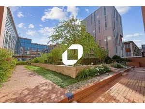 A LOUER  Bureaux proche du Métro et RER