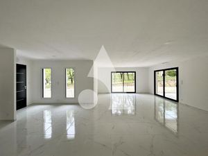 Maison 126m²  Labastide-Marnhac 5 pièces  3 chambres.