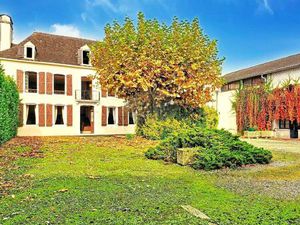 Maison 282m²  piscine  atelier 470m²