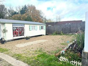 Chalet à Le CHATELET EN BRIE (77820)