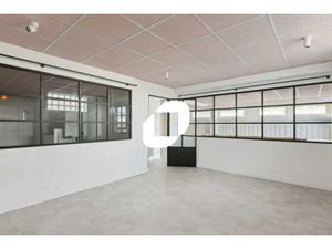 A LOUER  Bureaux atypiques proches métro ligne 7