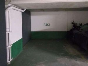 Vente Garage et parking à Levallois-Perret (92300) : à vendre / 12m² Levallois-Perret