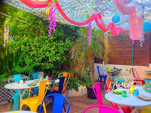 Vente local commercial 6 pièces 150m2 Toulon 83100 - 59000 € - Surface Privée