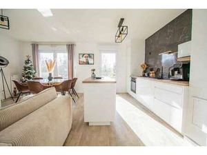 Vente Appartement 3 pièces à Angers Deux Croix Banchais (49000) : à vendre 3 pièces / 67m²