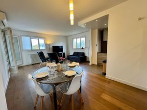 Location appartement 5 pièces 100 m² à Saint-Germain-en-Laye (78100)  2 420 €