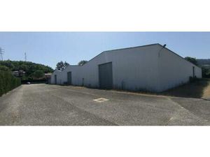 Vente commerce 1 pièce 369 m² Firminy (42700)