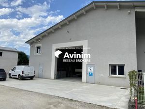 A vendre  local d'activité
